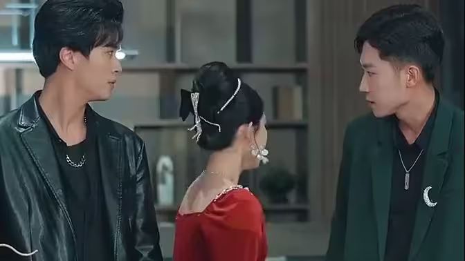 高攀不起（新版我有九萬(wàn)億舔狗金）(全集)