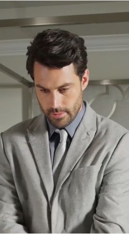 她藏起孕肚離職，禁欲上司急瘋了(全集)