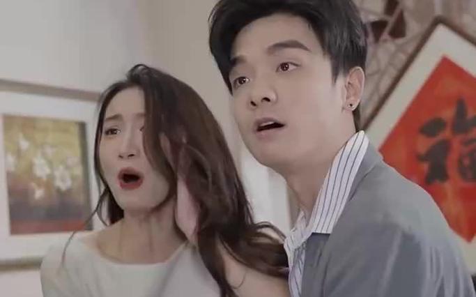 不裝了，腳踹渣男后我成了全球女戰(zhàn)神(全集)