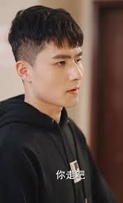 跑腿，竟是隱藏大佬(全集)